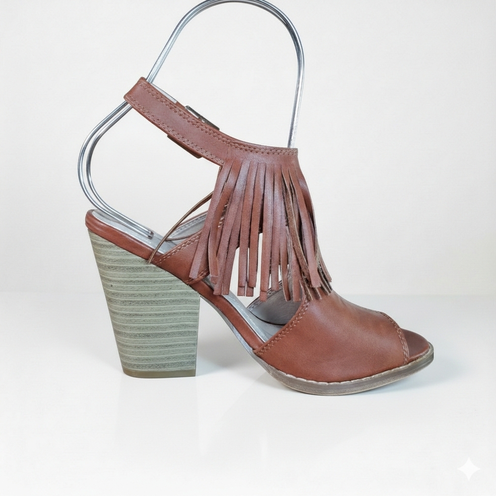Nature Breeze Size 6.5 Brown Tan Sandal Block Vegan Leather Buckle Fringe Hippie - Picture 5 of 9